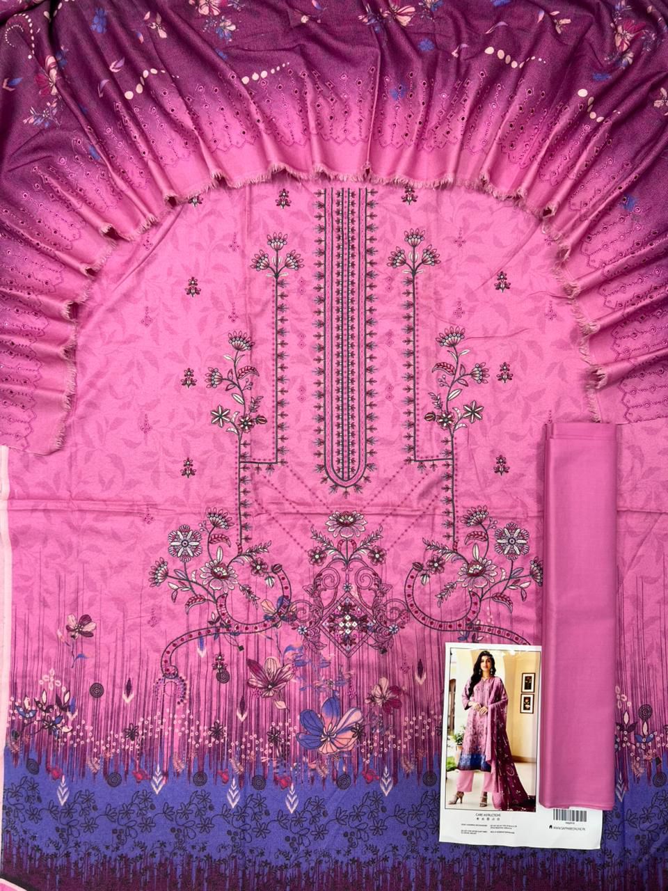 Sapphire Dhanak Embroidered Digital 3-Piece