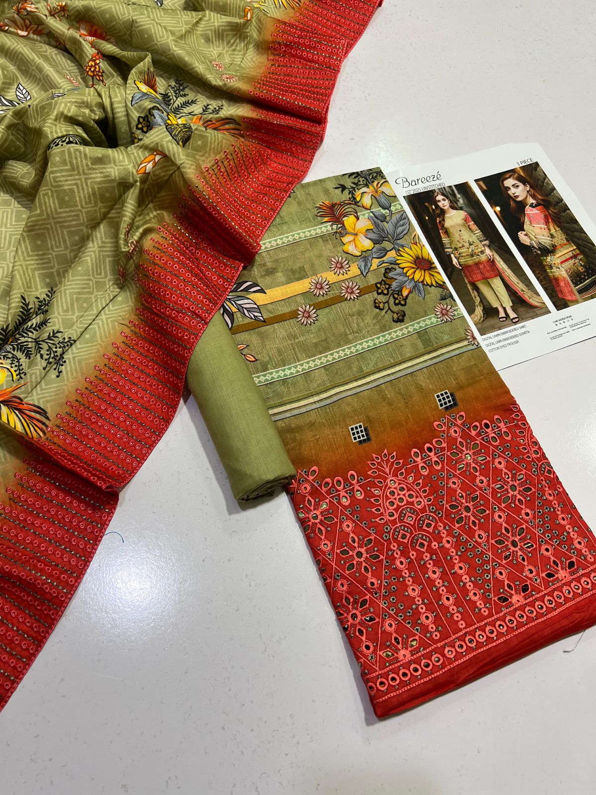 Bareeze Embroidered Lawn 3-Piece Unstiched