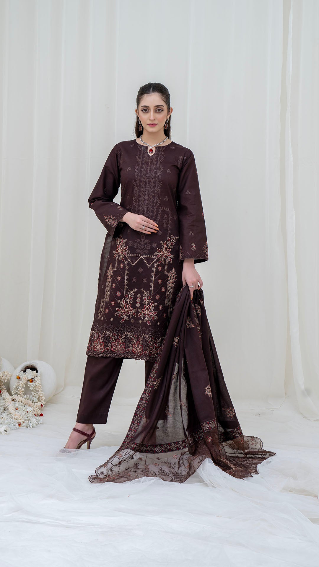 BROWN - 3PC LAWN EMBROIDERED SUIT WITH VOILE EMBROIDERED DUPATTA BY NAZAKAT