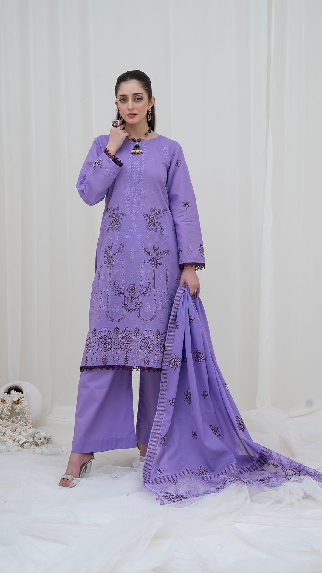 LILIC - 3PC LAWN EMBROIDERED SUIT WITH VOILE EMBROIDERED DUPATTA BY NAZAKAT