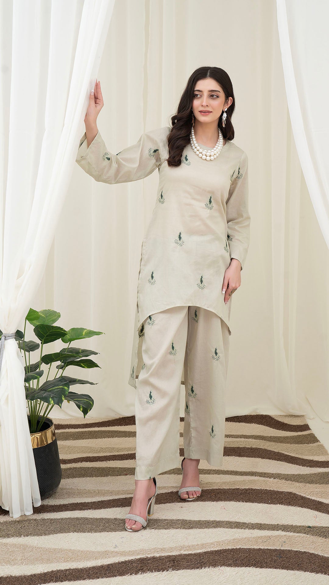 2PC LAWN EMBROIDERED UNSTICH SUIT BY ALIZEH - A-PISTACHO