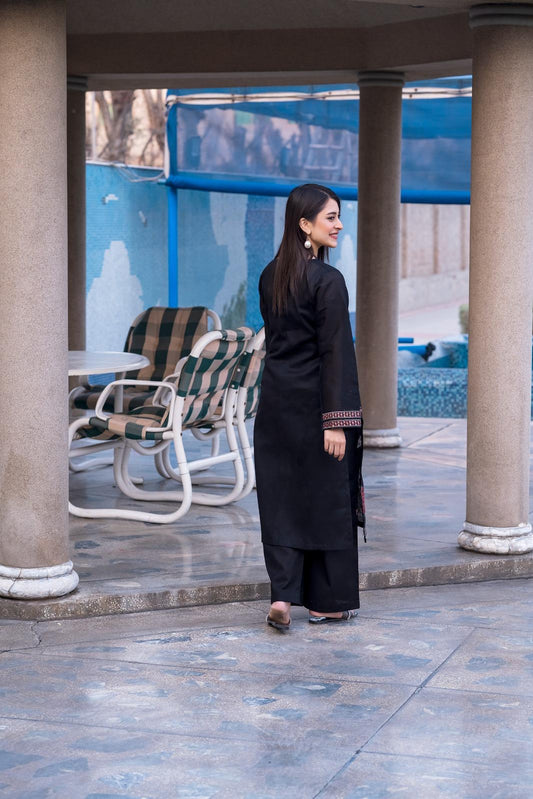 Lawn Embroidered 2-Piece Un-Stiched Suit By Noura