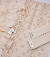 Bareeze Karandi Khaddar Embroidered 3-Piece Un-Stiched