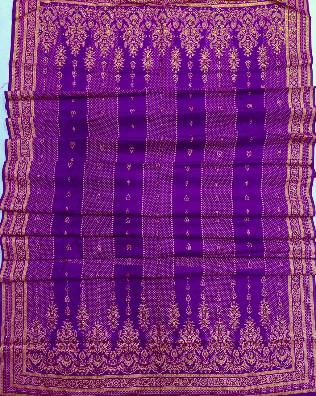 Dhanak Winter Fancy Ladies Shawl