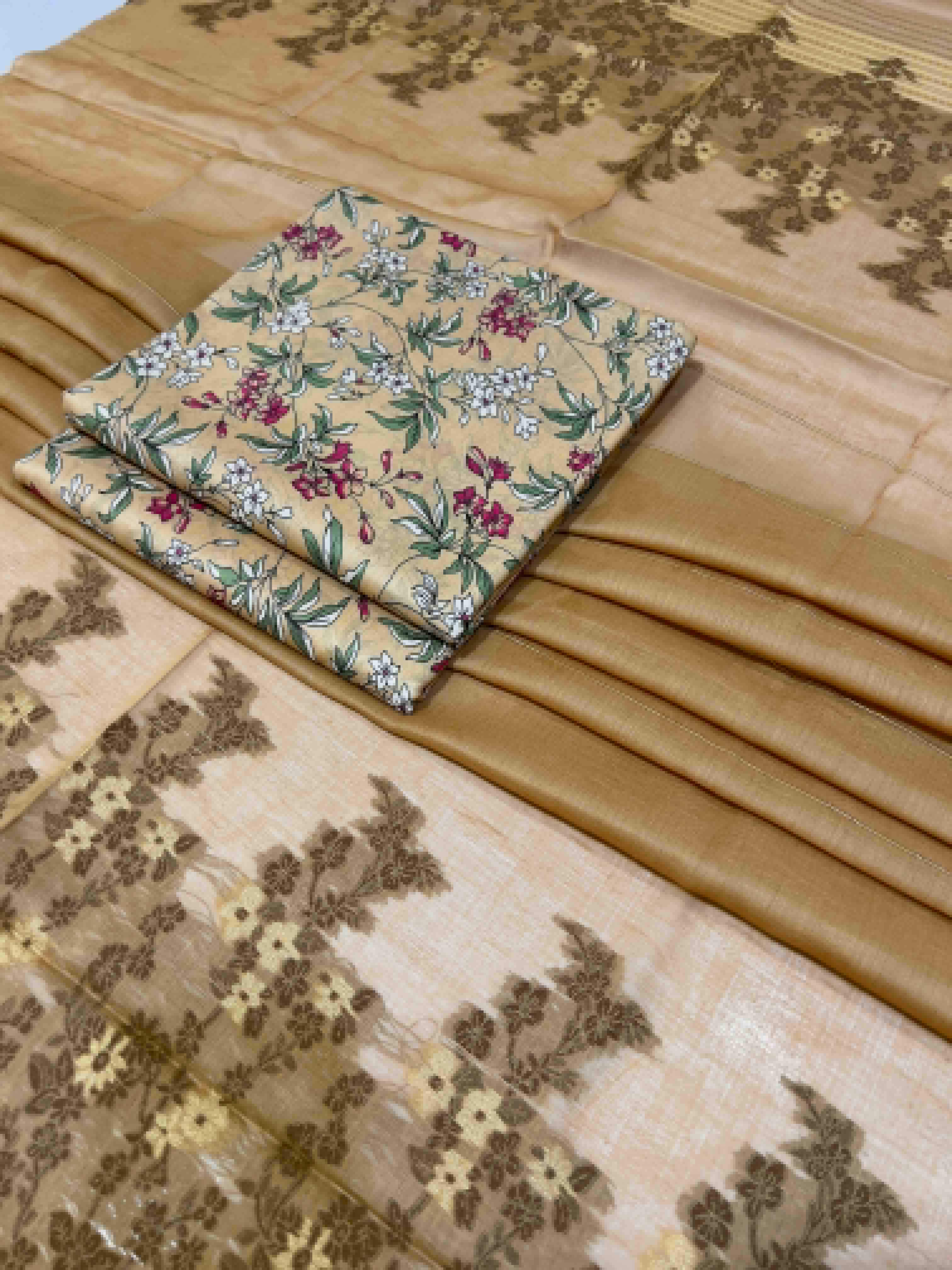 Nishat Lawn 3-Piece Unstiched